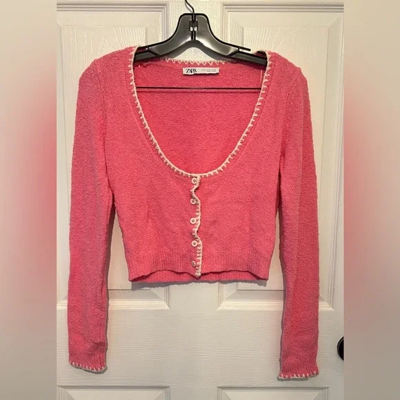 ZARA Women’s Pink Scoop Neck Contrast Stitch Button Down Cardigan Sweater Size M - Picture 1 of 5